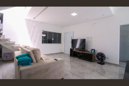 Casa à venda com 3 quartos, 200m² em Parque Residencial Oratorio, São Paulo
