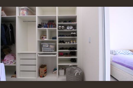 Casa à venda com 200m², 3 quartos e 3 vagas