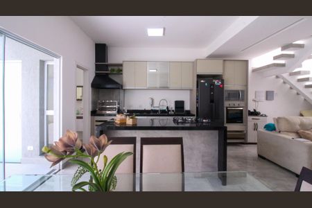 Casa à venda com 200m², 3 quartos e 3 vagas