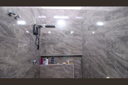 Casa à venda com 200m², 3 quartos e 3 vagas