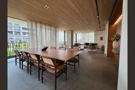 Foto 02 de apartamento à venda com 3 quartos, 270m² em Itaim Bibi, São Paulo