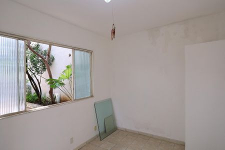 Apartamento à venda com 159m², 3 quartos e 2 vagas Apartamento à venda com 159m², 3 quartos e 2 vagasEscritório