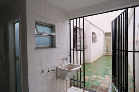 Apartamento à venda com 159m², 3 quartos e 2 vagas Apartamento à venda com 159m², 3 quartos e 2 vagasÁrea de Serviço