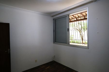 Apartamento à venda com 159m², 3 quartos e 2 vagas Apartamento à venda com 159m², 3 quartos e 2 vagasSuíte