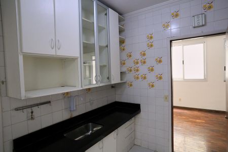 Apartamento à venda com 159m², 3 quartos e 2 vagas Apartamento à venda com 159m², 3 quartos e 2 vagasCozinha