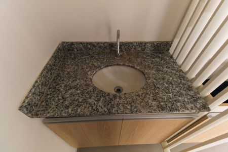 Apartamento para alugar com 43m², 2 quartos e sem vagaBanheiro