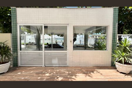 Apartamento para alugar com 120m², 3 quartos e 2 vagas Apartamento para alugar com 120m², 3 quartos e 2 vagasFachada