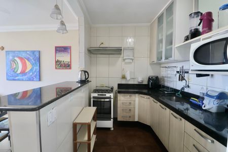 Apartamento para alugar com 120m², 3 quartos e 2 vagas Apartamento para alugar com 120m², 3 quartos e 2 vagasCozinha