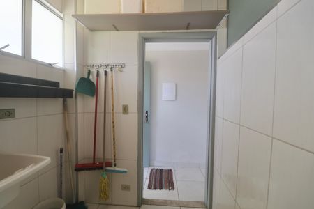 Apartamento para alugar com 120m², 3 quartos e 2 vagas Apartamento para alugar com 120m², 3 quartos e 2 vagasÁrea de Serviço