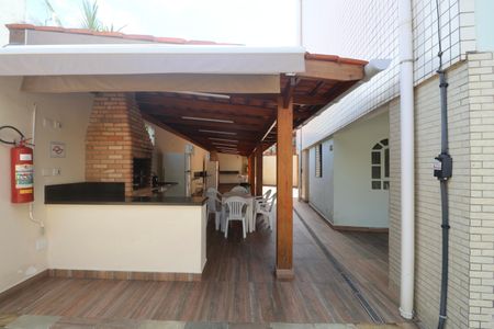 Apartamento para alugar com 120m², 3 quartos e 2 vagas Apartamento para alugar com 120m², 3 quartos e 2 vagasÁrea comum - Churrasqueira