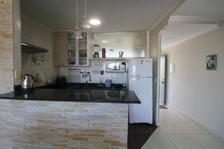 Apartamento para alugar com 120m², 3 quartos e 2 vagas Apartamento para alugar com 120m², 3 quartos e 2 vagasCozinha
