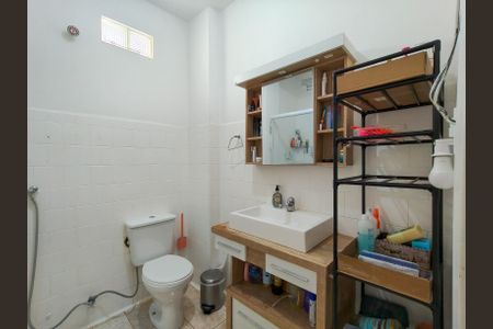 Apartamento à venda com 59m², 2 quartos e sem vagaBanheiro Corredor