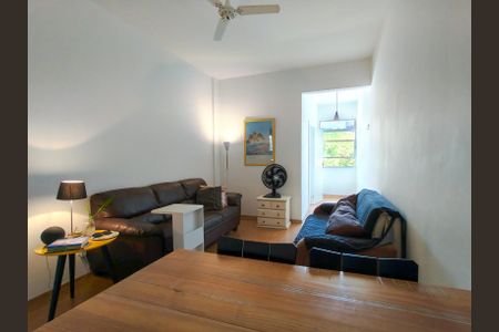 Apartamento à venda com 59m², 2 quartos e sem vagaSala