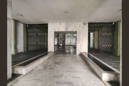 Apartamento à venda com 59m², 2 quartos e sem vagaFachada e portaria