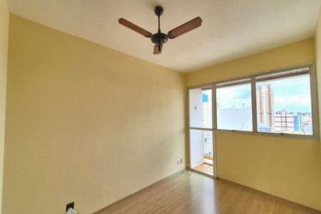 Sala de apartamento para alugar com 1 quarto, 56m² em Centro, Campinas