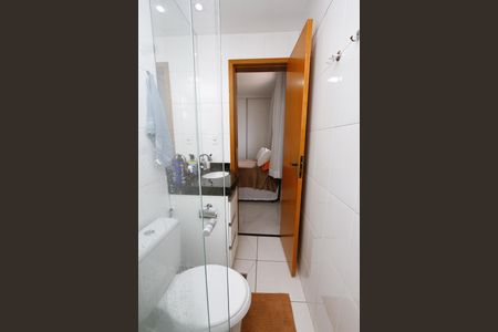 Apartamento à venda com 131m², 2 quartos e 2 vagasBanheiro da Suíte