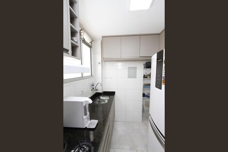 Apartamento à venda com 131m², 2 quartos e 2 vagasCozinha
