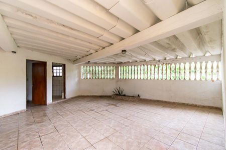 Casa para alugar com 180m², 3 quartos e 1 vagaSalão 