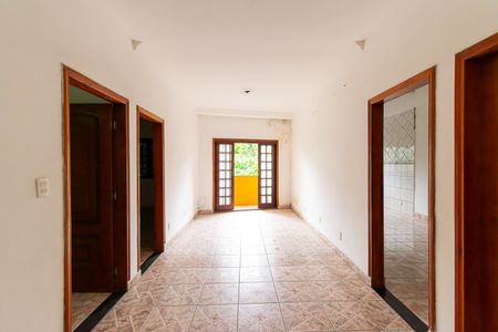 Sala de casa para alugar com 3 quartos, 180m² em Vila Ester, São Paulo