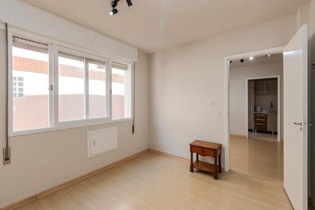 Suíte de apartamento para alugar com 1 quarto, 46m² em Centro Histórico, Porto Alegre