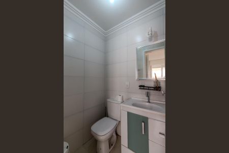 Banheiro da Suíte de apartamento para alugar com 1 quarto, 46m² em Centro Histórico, Porto Alegre