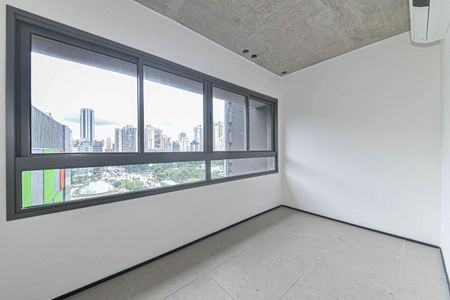 Quarto de kitnet/studio para alugar com 1 quarto, 18m² em Santo Amaro, São Paulo