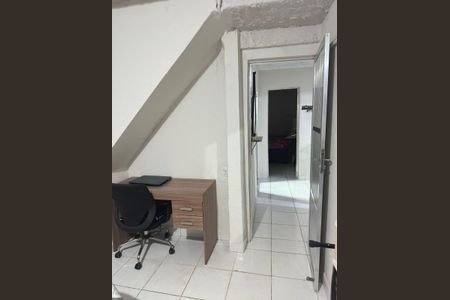 Sala de apartamento para alugar com 2 quartos, 42m² em Mangueira, Rio de Janeiro
