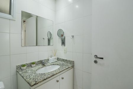 Apartamento à venda com 93m², 3 quartos e 2 vagasBanheiro Social