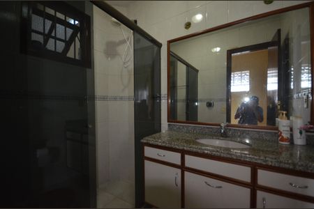 Casa para alugar com 400m², 7 quartos e 4 vagasBanheiro da Suíte