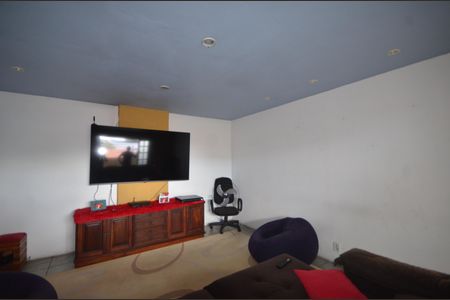 Casa para alugar com 400m², 7 quartos e 4 vagasSala de TV