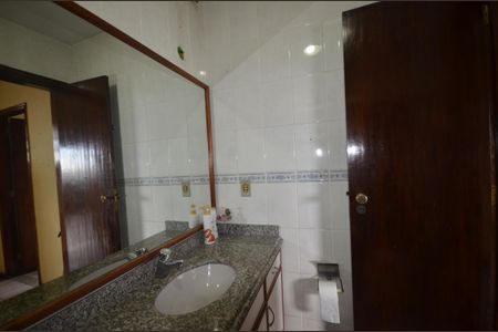 Casa para alugar com 400m², 7 quartos e 4 vagasBanheiro da Suíte