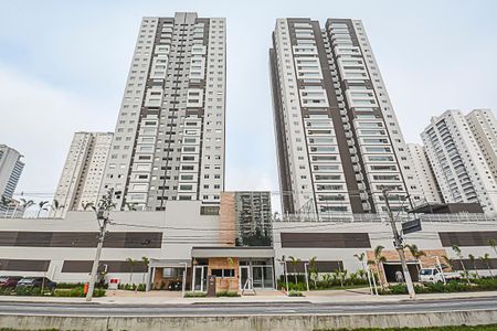 Apartamento à venda com 137m², 3 quartos e 3 vagasFachada e portaria
