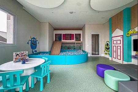 Apartamento à venda com 137m², 3 quartos e 3 vagasÁrea comum - Playground