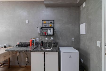 Cozinha de kitnet/studio à venda com 1 quarto, 25m² em Barra Funda, São Paulo