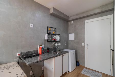 Cozinha de kitnet/studio à venda com 1 quarto, 25m² em Barra Funda, São Paulo