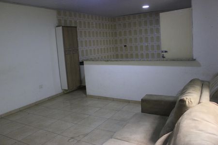 Casa para alugar com 70m², 1 quarto e 1 vagaSala