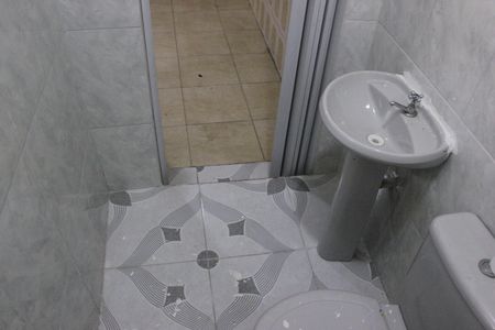 Casa para alugar com 70m², 1 quarto e 1 vagaBanheiro social