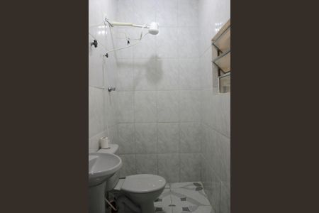 Casa para alugar com 70m², 1 quarto e 1 vagaBanheiro social