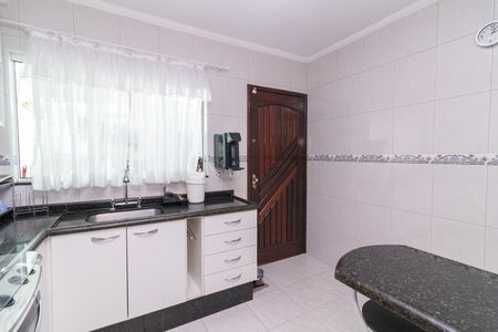 Casa para alugar com 140m², 3 quartos e 2 vagasCozinha