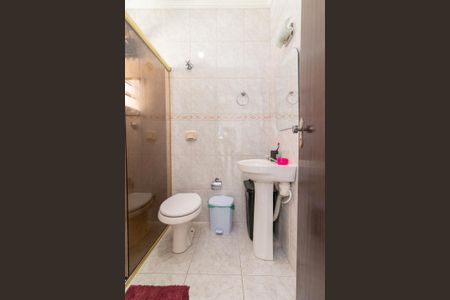 Casa para alugar com 140m², 3 quartos e 2 vagasBanheiro da Suíte