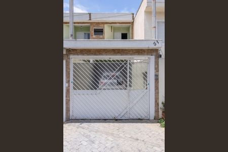 Casa para alugar com 140m², 3 quartos e 2 vagasFachada