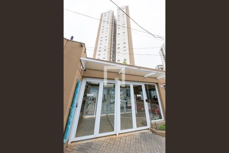 Apartamento para alugar com 160m², 3 quartos e 4 vagas Apartamento para alugar com 160m², 3 quartos e 4 vagasFachada e portaria