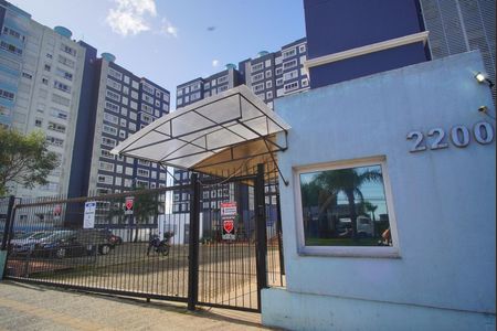 Apartamento para alugar com 50m², 2 quartos e 1 vagaFachada e Portaria