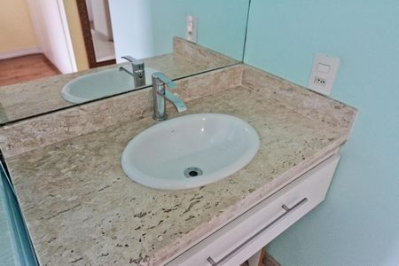 Apartamento à venda com 94m², 3 quartos e 2 vagasBanheiro da Suíte 2