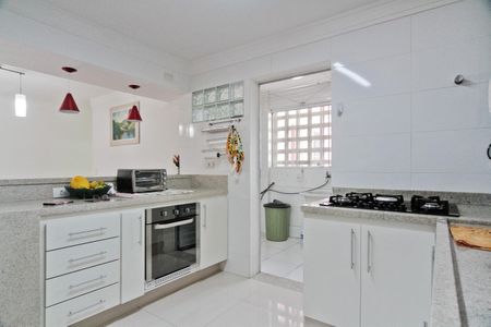 Apartamento à venda com 94m², 3 quartos e 2 vagasCozinhas