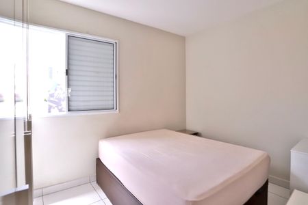 Apartamento para alugar com 42m², 1 quarto e sem vagaSala/Quarto
