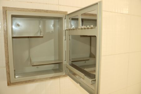 Banheiro de apartamento para alugar com 2 quartos, 58m² em Bairro Jardim Nossa Senhora das Graças, Cotia