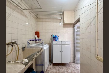 Casa para alugar com 180m², 2 quartos e 2 vagas Casa para alugar com 180m², 2 quartos e 2 vagasÁrea de Serviço