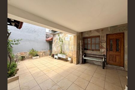 Casa para alugar com 180m², 2 quartos e 2 vagas Casa para alugar com 180m², 2 quartos e 2 vagasGaragem