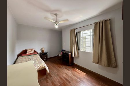 Casa para alugar com 180m², 2 quartos e 2 vagas Casa para alugar com 180m², 2 quartos e 2 vagasSuíte